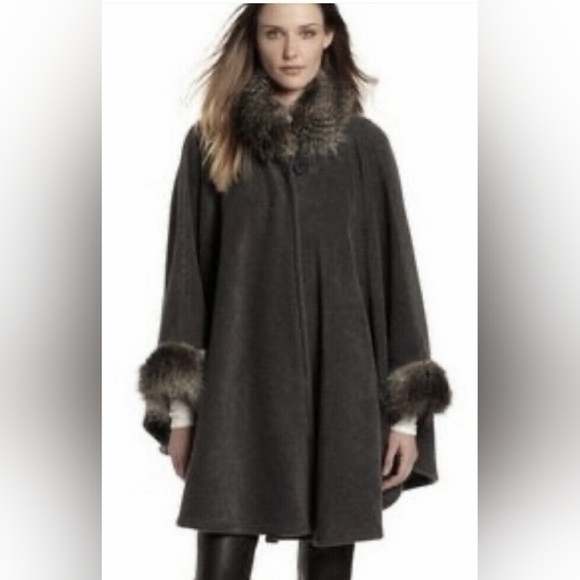 Parkhurst Jackets & Blazers - Parkhurst Women's Desmona Fleece Faux Fur Charcoal Gray Cape One Size